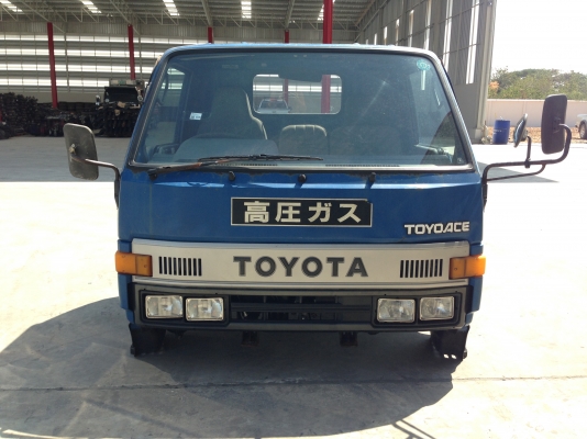หัวเก๋ง TOYOTA DYNA
