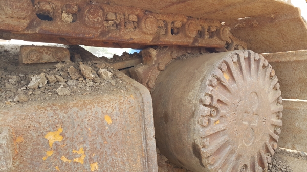 ขายรถแบคโฮ KOMATSU PC-300-5 ไฟฟ้าครบ สภาพ 80\% สนใจโทรด่วน ขายรถแบคโฮ KOMATSU PC-300-5 ไฟฟ้าครบ สภาพ 80\% สนใจโทรด่วน