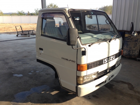 หัวเก๋ง ISUZU NKR ตาหวาน