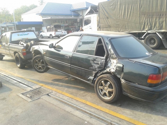 แยกขายอะไหล่accord ตาเพร๊ชพร้มทะเบียน