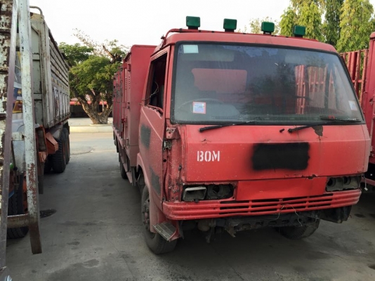 ***ขายแล้วครับขอบคุณ Truck2hand ขาย HINO FB-117 6ล้อ มีทั้งหมด2คัน รถห้างแท้ทุกคัน คันที่1.HINO FB112 WO4D-117แรง เกียร์สั้น พ.ธรรมดา เครื่อง/เกียร์/ช่วงล่าง เดิมๆ 5น็อต หน้า-หลัง เบรคลม ยาว4.30ม. หัวเก๋งเดิม คอนโซลครบ /คันที่2..HINO FB1