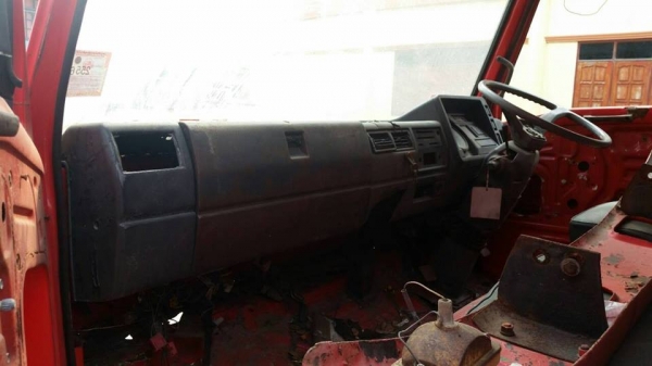 ***ขายแล้วครับขอบคุณ Truck2hand ขาย HINO FB-117 6ล้อ มีทั้งหมด2คัน รถห้างแท้ทุกคัน คันที่1.HINO FB112 WO4D-117แรง เกียร์สั้น พ.ธรรมดา เครื่อง/เกียร์/ช่วงล่าง เดิมๆ 5น็อต หน้า-หลัง เบรคลม ยาว4.30ม. หัวเก๋งเดิม คอนโซลครบ /คันที่2..HINO FB1