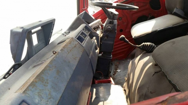 ***ขายแล้วครับขอบคุณ Truck2hand ขาย HINO FB-117 6ล้อ มีทั้งหมด2คัน รถห้างแท้ทุกคัน คันที่1.HINO FB112 WO4D-117แรง เกียร์สั้น พ.ธรรมดา เครื่อง/เกียร์/ช่วงล่าง เดิมๆ 5น็อต หน้า-หลัง เบรคลม ยาว4.30ม. หัวเก๋งเดิม คอนโซลครบ /คันที่2..HINO FB1