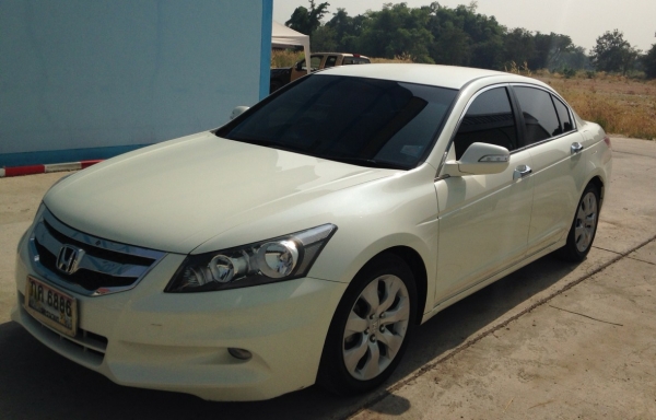 รถเก๋ง HanDa-ACCORD ปี2011ท๊อป 2.0 สภาพใหม่จิ๊บสวยจัดเดิมทั้งคัน วิ่งแค่ 3&times;,&times;&times;&times;กม มือเดียวป้ายแดง รถผู้บริหาร ทะเบียนพร้อม