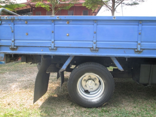 ISUZU NKR 66 E หัวการ์ตูน เครื่อง 110 แรง ไม่ติดเวลา