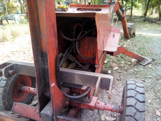 ชุดตักหลังติดหางรถไถเก่านอก