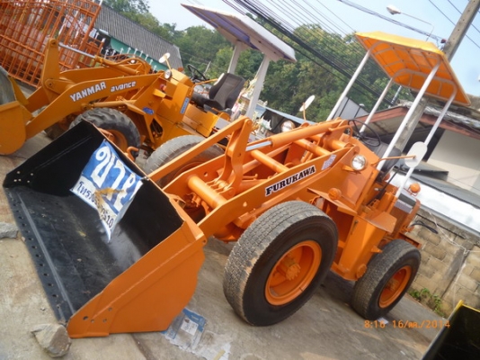 ขายรถตัก หิน ดิน ทราย ข้าว มัน ข้าวโพด ยางพารา อื่นๆ