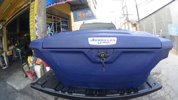 ขายกล่องเก็บของ ยี่ห้อแอร์โรคราส มีสินค้าไม่มากครับ