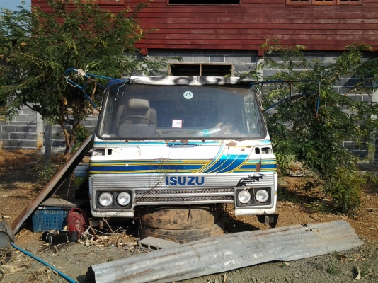 ขายด่วนหัวเก๋งอีซูซุ095-0879866