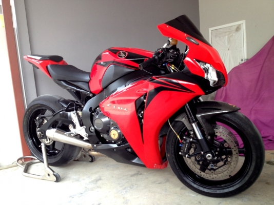 ขาย CBR1000RR ปี08 Spec USA สำเนาทะเบียน+อินวอย+สรรพสามิต ราคา 279000บาท ขาย CBR1000RR ปี08 Spec USA สำเนาทะเบียน+อินวอย+สรรพสามิต ราคา 279000บาท