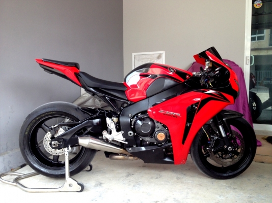 ขาย CBR1000RR ปี08 Spec USA  สำเนาทะเบียน+อินวอย+สรรพสามิต ราคา 279000บาท