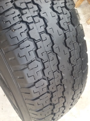ขายยาง245/70/16 ปี 2211  BRIDGESTONE DUELER HT689  4  เส้น