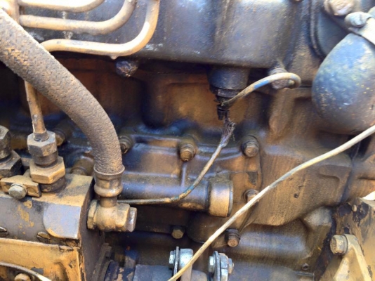 KOMATSU PC200-2 รถเก่านำเข้าจากญี่ปุ่นไม่เคยใช้งานในไทย สภาพพร้อมลุยงาน + เอกสารใบแจ้งจำหน่าย ชั่วโมง : 6873 เครื่อง : 6D105 ขนาด : 6 สูบ ปั้ม : ปั้มนิ้ว2 ลูก(ปั้มแฝด) ซีเรียล : 16923 ตัวเดิน : KOMATSU มอเตอร์งอ no.90 ใบแทรคยาว : 60ซม. 43ข้อ -คอลโทรลยาว KOMATSU PC200-2 รถเก่านำเข้าจากญี่ปุ่นไม่เคยใช้งานในไทย สภาพพร้อมลุยงาน + เอกสารใบแจ้งจำหน่าย ชั่วโมง : 6873 เครื่อง : 6D105 ขนาด : 6 สูบ ปั้ม : ปั้มนิ้ว2 ลูก(ปั้มแฝด) ซีเรียล : 16923 ตัวเดิน : KOMATSU มอเตอร์งอ no.90 ใบแทรคยาว : 60ซม. 43ข้อ -คอลโทรลยาว