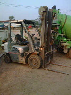 ขายล้างสต๊อก รถโฟล์คลิฟท์  NISSAN