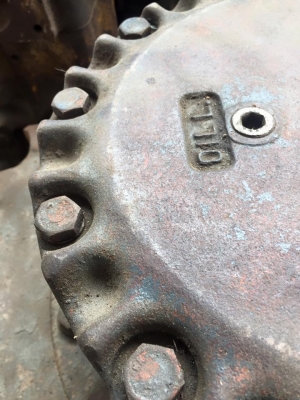 SK120-1 ตัวเดินพร้อมมอเตอร์ เช็คนอกญี่ปุ่น อะไหล่เก่าญี่ปุ่น  ไม่เคยใช้งานในไทย   ราคาลูกละ 110,000 บาท  สินค้ารับประกันซื้อไปใส่ไม่ได้คืนเงินเต็มจำนวน