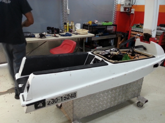 รับงานซ่อมเจ็ทสกี ทุกรุ่น รับประกันงานซ่อม และได้มาตรฐาน