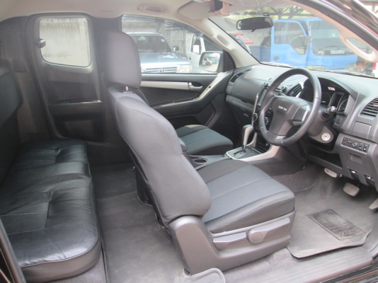 ขาย Isuzu D-max 2.5Z VGS Hi-lander Cab AT ปี13.
