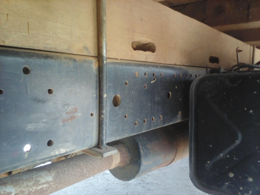 หกล้อ อีซูซุ NKR130แรง ปี46 แอร์ เพาเวอร์ กระจกไฟฟ้า สภาพดีพร้อมใช้งาน ทะเบียนพร้อมโอน