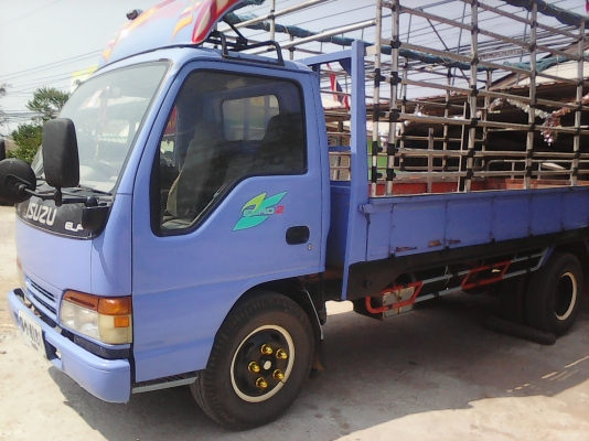 หกล้อ อีซูซุ NKR130แรง ปี46 แอร์ เพาเวอร์ กระจกไฟฟ้า สภาพดีพร้อมใช้งาน ทะเบียนพร้อมโอน