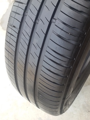 ขายยาง215/60/16 ปี 12/3เส้นปี11/1เส้น MICHERLIN ENERGY XM2  4 เส้น