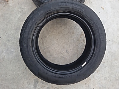 ขายยาง205/55/16 ปี 3413 GOODYEAR NCT5 4 เส้น