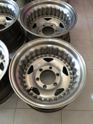 ขายล้อ CENTERLINE USA 15x9 ออฟ-40 6รูกระบะ ลึกๆ ประมูลญี่ปุ่น