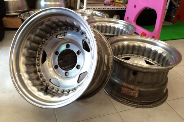 ขายล้อ CENTERLINE USA 15x9 ออฟ-40 6รูกระบะ ลึกๆ ประมูลญี่ปุ่น