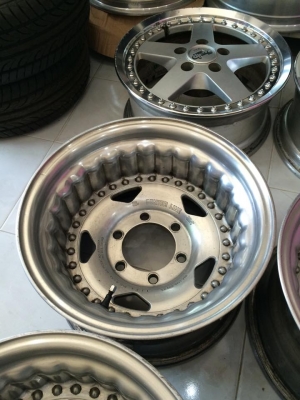 ขายล้อ CENTERLINE USA 15x9 ออฟ-40 6รูกระบะ ลึกๆ ประมูลญี่ปุ่น