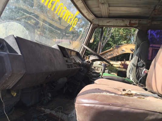 10ล้อท้ายลาดเพลาเดียว เครื่อง185แรง HINO KT920 เครื่องHO7C..รถใช้งานอยู่ทุกวัน..แต่สภาพไม่ค่อยสวย เครื่องดดี..เล่มพร้อม.