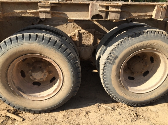 10ล้อท้ายลาดเพลาเดียว เครื่อง185แรง HINO KT920 เครื่องHO7C..รถใช้งานอยู่ทุกวัน..แต่สภาพไม่ค่อยสวย เครื่องดดี..เล่มพร้อม.