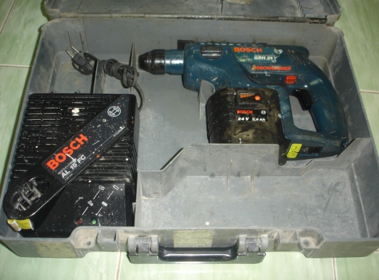 ขายสว่านโรตารี่แบตเตอรี่2ระบบบ๊อช รุ่น GBH 24V BOSCH Cordless SDS Plus Hammer Drill GBH 24V