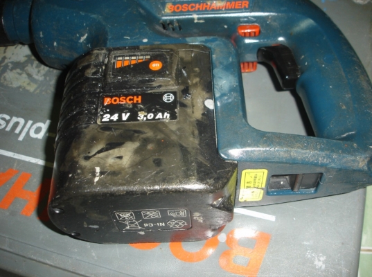 ขายสว่านโรตารี่แบตเตอรี่2ระบบบ๊อช รุ่น GBH 24V BOSCH Cordless SDS Plus Hammer Drill GBH 24V