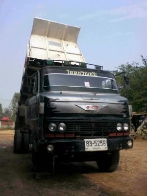 รถดั๊ม รถดั๊ม