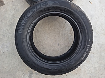 ขายยาง185/65/15 ปี 12 MICHERLIN ENERGY XM2 1 คู่