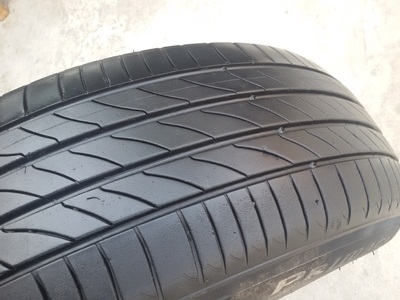 ขายยาง195/65/15 ปี 3513 MICHERLIN 3ST 1 คู่