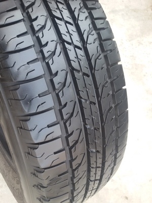 ขายยาง205/70/15 ปี 3311 BF Goodrich 1 คู่