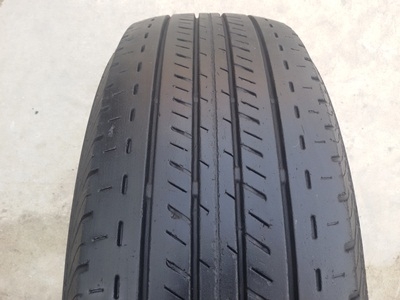 ขายยาง215/70/15 ปี13/2เส้นปี12/2เส้น BRIDGESTONE R611 4เส้น