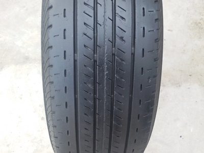ขายยาง215/70/15 ปี13/2เส้นปี12/2เส้น BRIDGESTONE R611 4เส้น