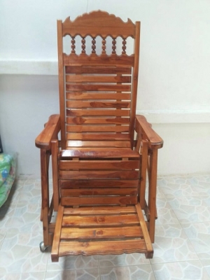 ขายเก้าอี้ฮ่องเต้ไม้สักราคาถูก