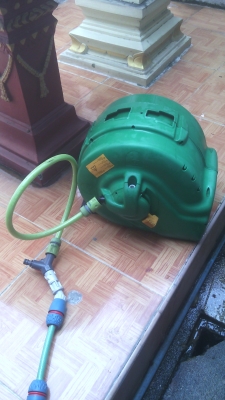 โรลมว โรลม้วนสายยางฉีดน้ำแบบม้วนเก็บอัตโนมัติ