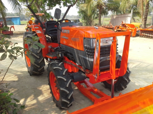 ขาย แทรกเตอร์ KUBOTA L4508 DI ถูกๆ สวยๆ ไม่หอน