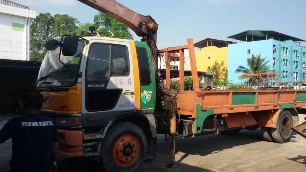 ขาย6ล้อHINO FF3H 195แรง ปี39 ติดเครน4.5ต้น 3ปลอก2ชัก เครื่องดี แคชซีสวย พ.เพาเวอร์ เบรกทิฟฟี่ ภายในสวย สภาพพร้อมใช้งาน เอกสารพร้อมโอน จัดไฟแนนซ์ได้ เงื่อนไขง่ายๆวันเดียวรับรถ สนใจโทร 090-8588220คุณนะ 093-3258446คุณบิว ID:narong498 หรือ www.truck.in.th/498