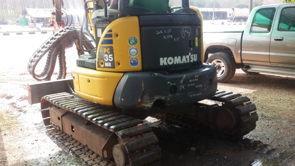 ขาย Komutsu pc35 mr-2 รุ่นใหม่ล่าสุด  พร้อม หัวกระแทก+บุ้งกี๋+แทรคยาง  ใช้งานได้เลย