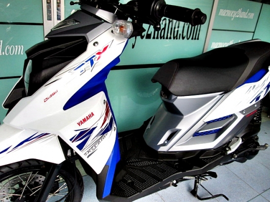 TTX สีน้ำเงินขาว รถดือน สิงหาคม ปี 2557 ใช้จริงแค่ 4 เดือนเท่านั้น ไมล์ 5 พันโล สภาพสวยๆ ของแถม 3รายการ 29900