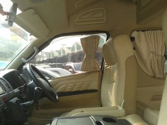 ขายTOYOTA COMMUTER. หลังคาสุง. ปี2012. D4D. VIP พร้อมวิ่งเลย สภาพกริบสวยเวอร์ค่ะ. โทร0922726669 ตันหยงค่ะ