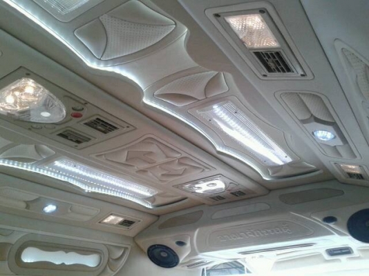 ขายTOYOTA COMMUTER. หลังคาสุง. ปี2012. D4D. VIP พร้อมวิ่งเลย สภาพกริบสวยเวอร์ค่ะ. โทร0922726669 ตันหยงค่ะ