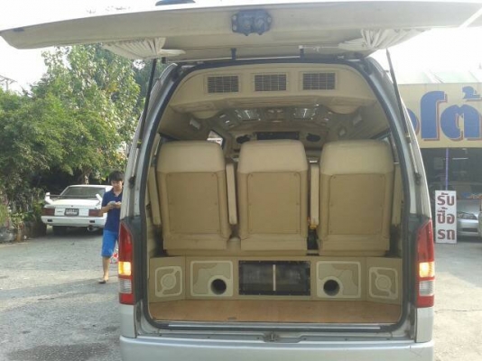 ขายTOYOTA COMMUTER. หลังคาสุง. ปี2012. D4D. VIP พร้อมวิ่งเลย สภาพกริบสวยเวอร์ค่ะ. โทร0922726669 ตันหยงค่ะ