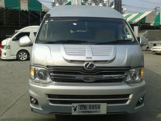 ขายTOYOTA COMMUTER. หลังคาสุง. ปี2012. D4D. VIP พร้อมวิ่งเลย สภาพกริบสวยเวอร์ค่ะ. โทร0922726669 ตันหยงค่ะ