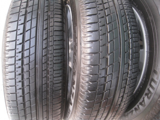 ขายล้อแม็ก city 15" พร้อมยางปี13 สนใจติดต่อเล็กคลองสามครับ 081-3747940