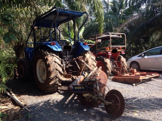 ขายรถไถ2เพลา New HoIIand TD95D เครื่อง 95 แรงม้า สวยเดิม สนใจโทร 081-970-1072